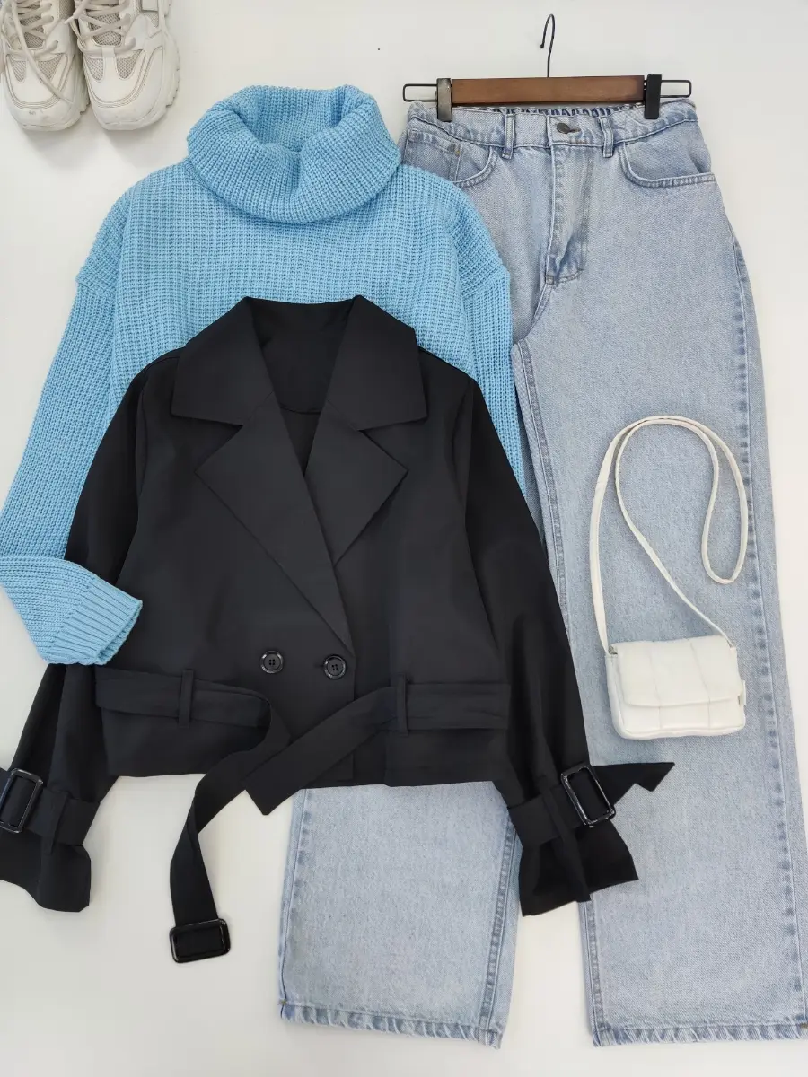 ترنچ کت هلنا